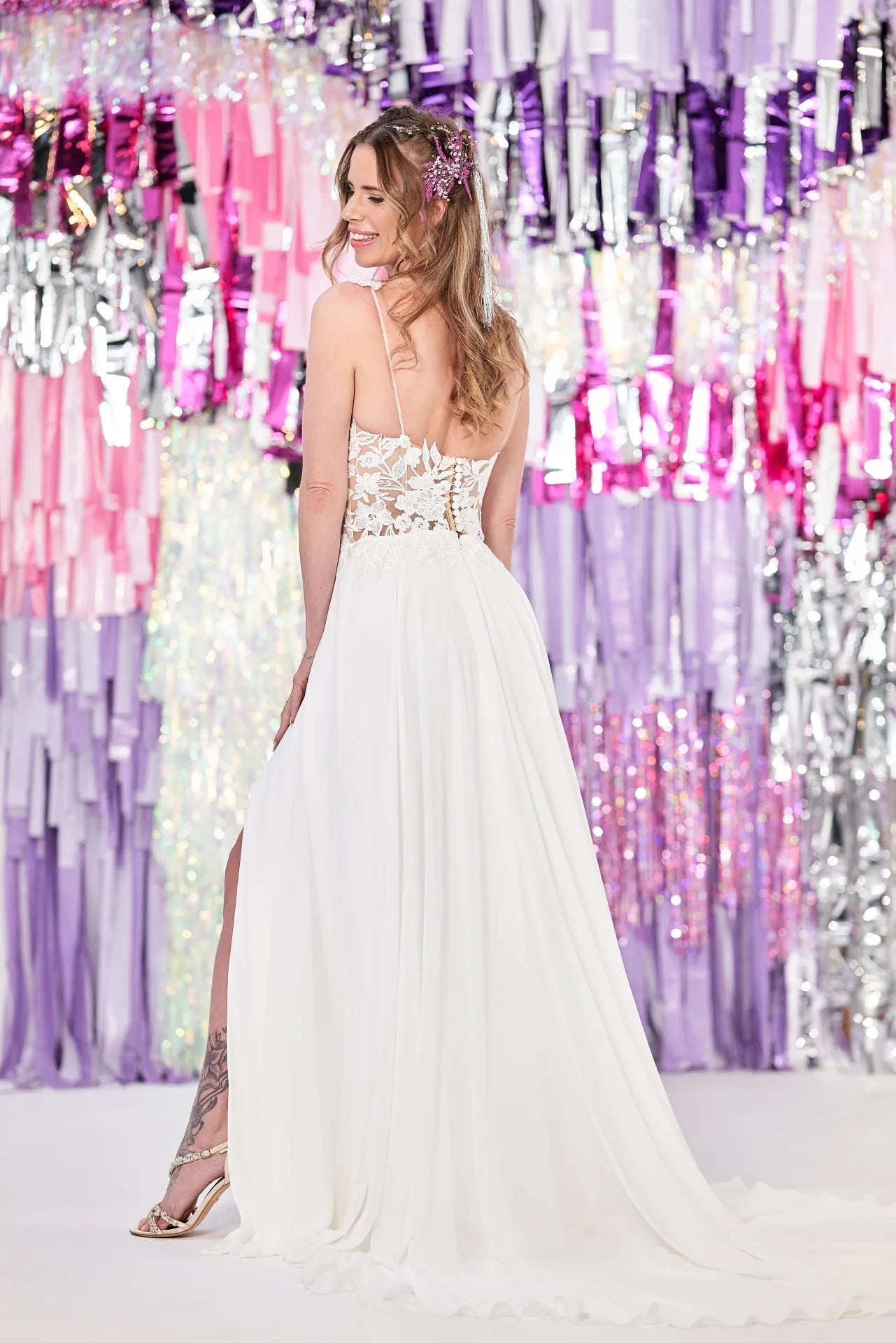 ID23-08(C) - Bridonista