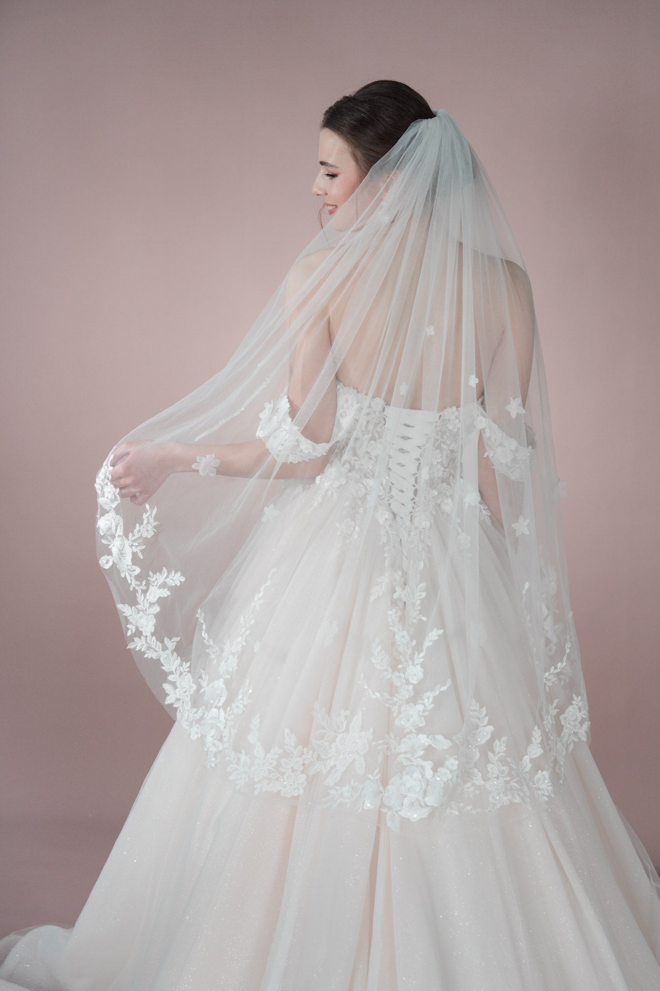 C23-09-V-1 - Bridonista